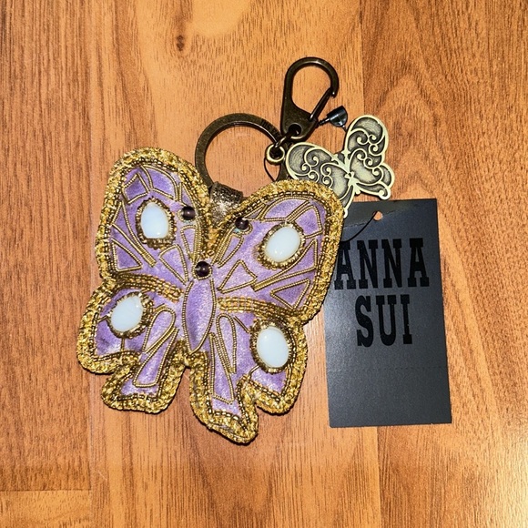 Brand New in Box Anna Sui Beaded Embroidered Butterfly 🦋 Keychain - Picture 2 of 12